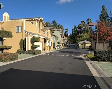 13449 Murphy Hill Drive - Photo Thumbnail 1