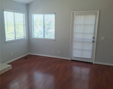 13449 Murphy Hill Drive - Photo Thumbnail 11