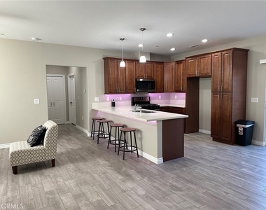 16437 Juniper Street - Photo Thumbnail 17