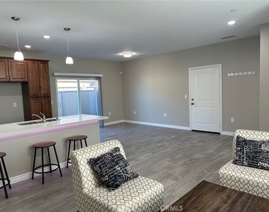 16437 Juniper Street - Photo Thumbnail 16