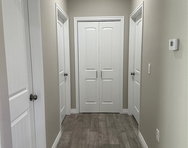 16437 Juniper Street - Photo Thumbnail 12