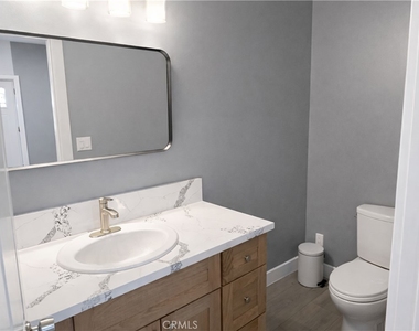 14673 Clymer St - Photo Thumbnail 4