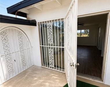 17301 Palm - Photo Thumbnail 24