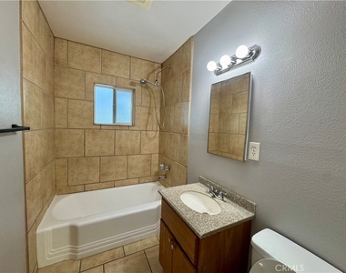 125 S Wildwood - Photo Thumbnail 7