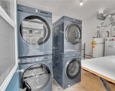 1250 E 1st Street - Photo Thumbnail 25