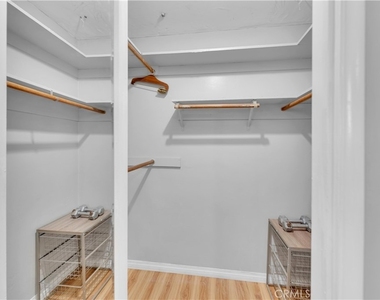 1250 E 1st Street - Photo Thumbnail 23