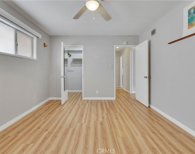 1250 E 1st Street - Photo Thumbnail 22
