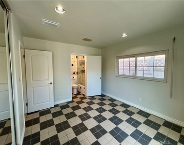 3132 Estado Street - Photo Thumbnail 26