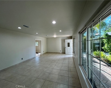 3132 Estado Street - Photo Thumbnail 6