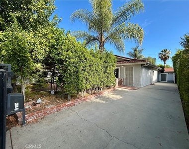 3132 Estado Street - Photo Thumbnail 4