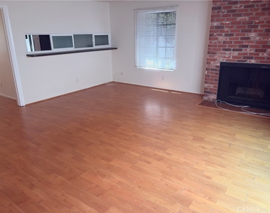 2519 Kansas - Photo Thumbnail 11
