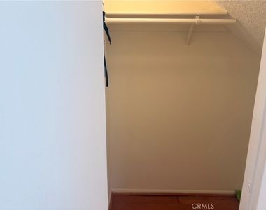 2519 Kansas - Photo Thumbnail 8
