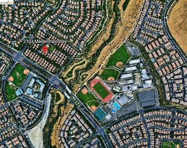2103 Maidenhair Way - Photo Thumbnail 35