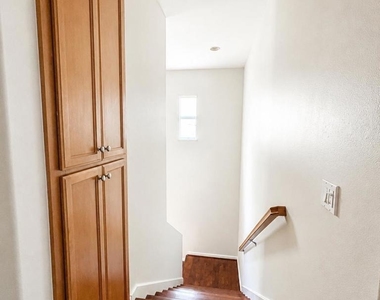 2103 Maidenhair Way - Photo Thumbnail 23