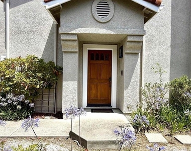 365 Bellflower Dr - Photo Thumbnail 2