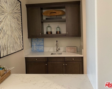 81765 Four Seasons Place - Photo Thumbnail 12
