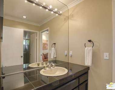164 Lake Shore Drive - Photo Thumbnail 13