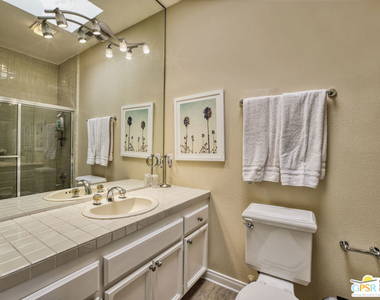 164 Lake Shore Drive - Photo Thumbnail 12