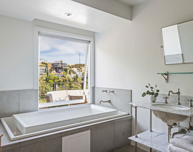 1568 Viewsite Drive - Photo Thumbnail 24