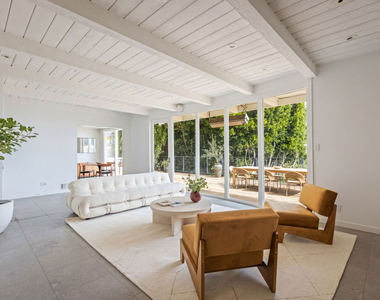 1568 Viewsite Drive - Photo Thumbnail 6