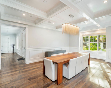 4800 Zelzah Avenue - Photo Thumbnail 3