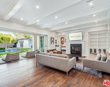 4800 Zelzah Avenue - Photo Thumbnail 8