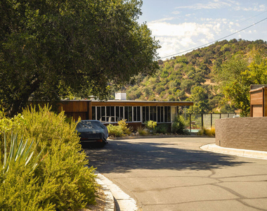 541 Suncourt Terrace - Photo Thumbnail 22