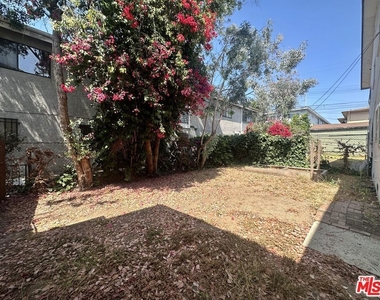 629 Hardin Drive - Photo Thumbnail 10