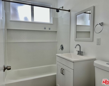 629 Hardin Drive - Photo Thumbnail 8