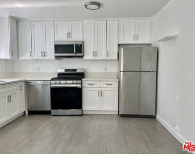 629 Hardin Drive - Photo Thumbnail 4
