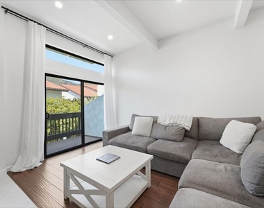 1544 Michael Lane - Photo Thumbnail 3