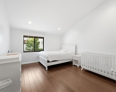 1544 Michael Lane - Photo Thumbnail 18