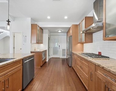 1544 Michael Lane - Photo Thumbnail 7