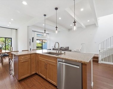 1544 Michael Lane - Photo Thumbnail 11