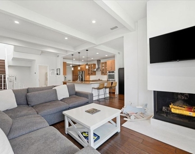 1544 Michael Lane - Photo Thumbnail 4