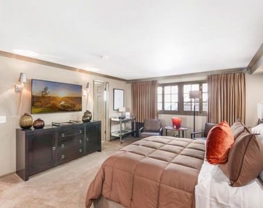 3200 Primera Avenue - Photo Thumbnail 13