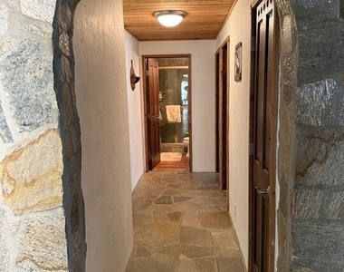 1196 Willow Lane - Photo Thumbnail 18