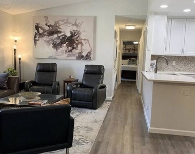31200 Landau Boulevard - Photo Thumbnail 4