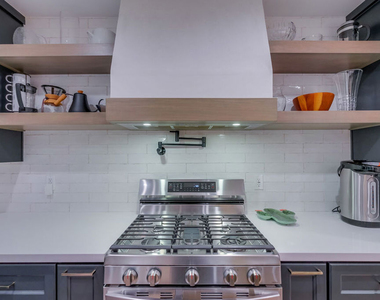 5715 Corteen Place - Photo Thumbnail 10
