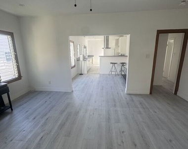 245 N Swall Drive - Photo Thumbnail 2