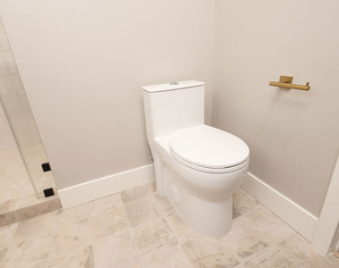 593 E 9th Street - Photo Thumbnail 9
