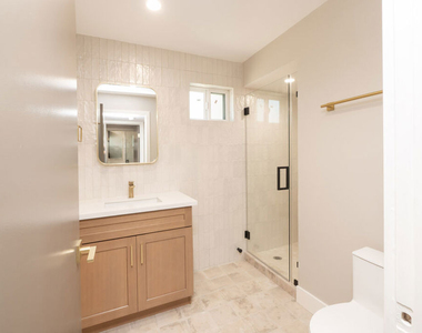 593 E 9th Street - Photo Thumbnail 12