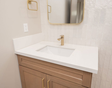 593 E 9th Street - Photo Thumbnail 12