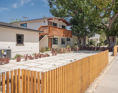 593 E 9th Street - Photo Thumbnail 3
