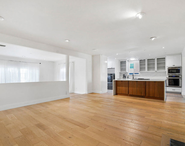 649 Tufts Avenue - Photo Thumbnail 5