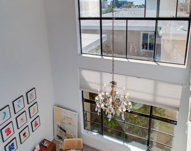 11645 Montana Avenue - Photo Thumbnail 15