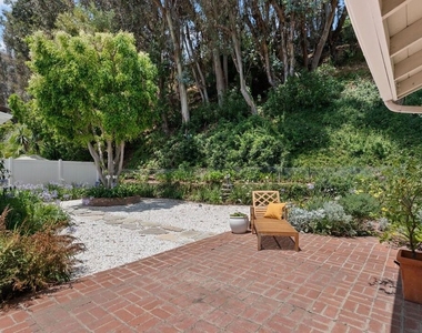 1401 Jonesboro Drive - Photo Thumbnail 27