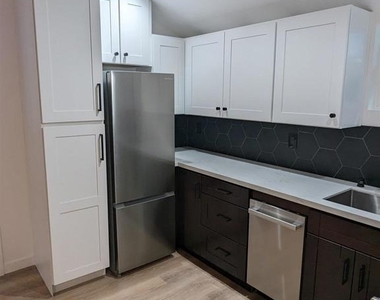 530 Glover Ave. Unit A - Photo Thumbnail 6