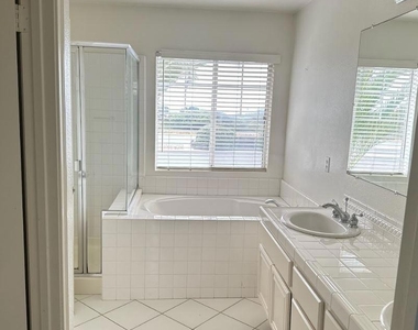 6967 Tradewinds Dr - Photo Thumbnail 39