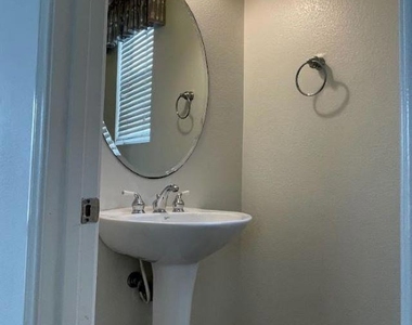 6967 Tradewinds Dr - Photo Thumbnail 15